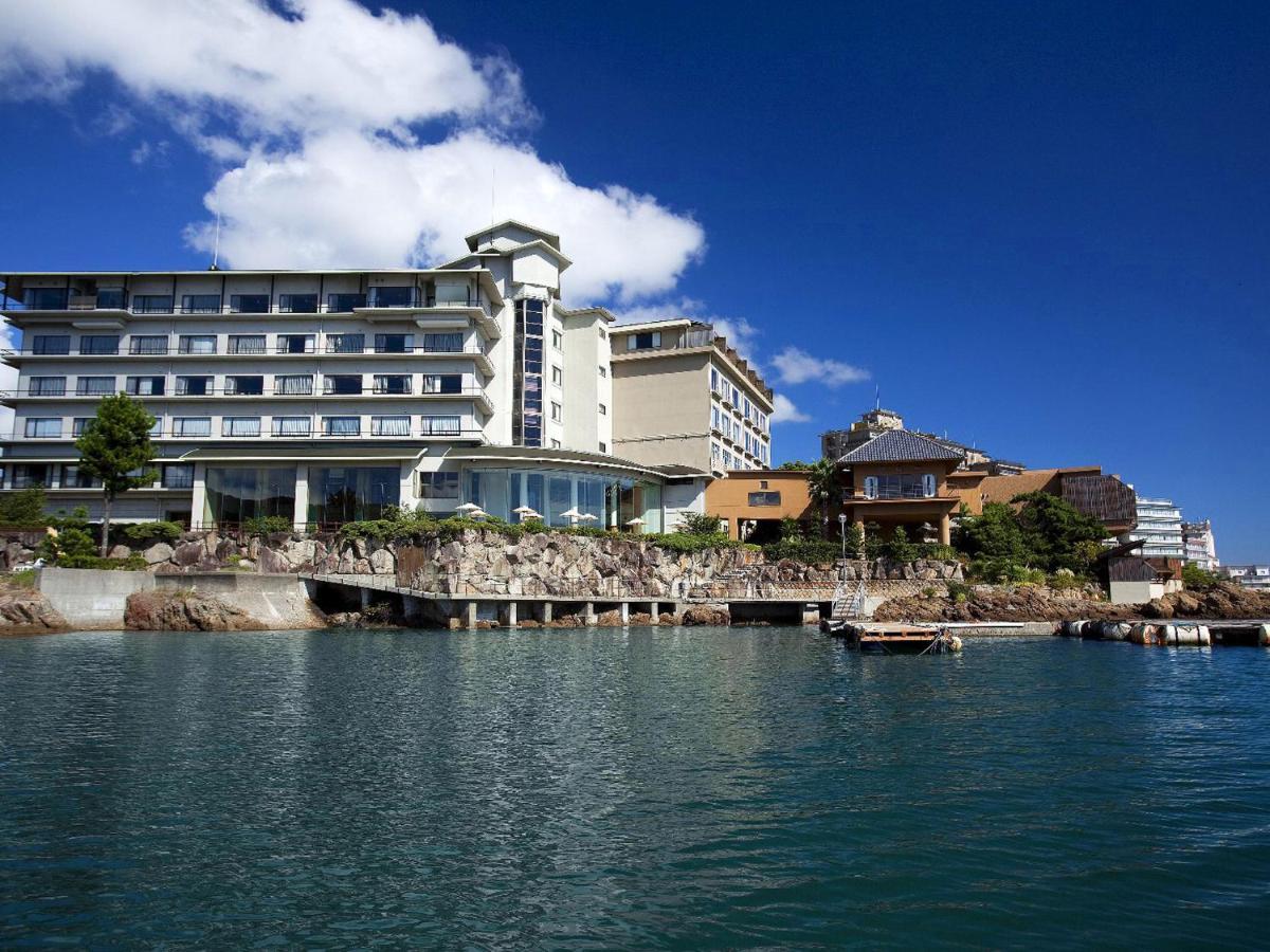 Отель Awaji Yumesenkei Sumoto Экстерьер фото