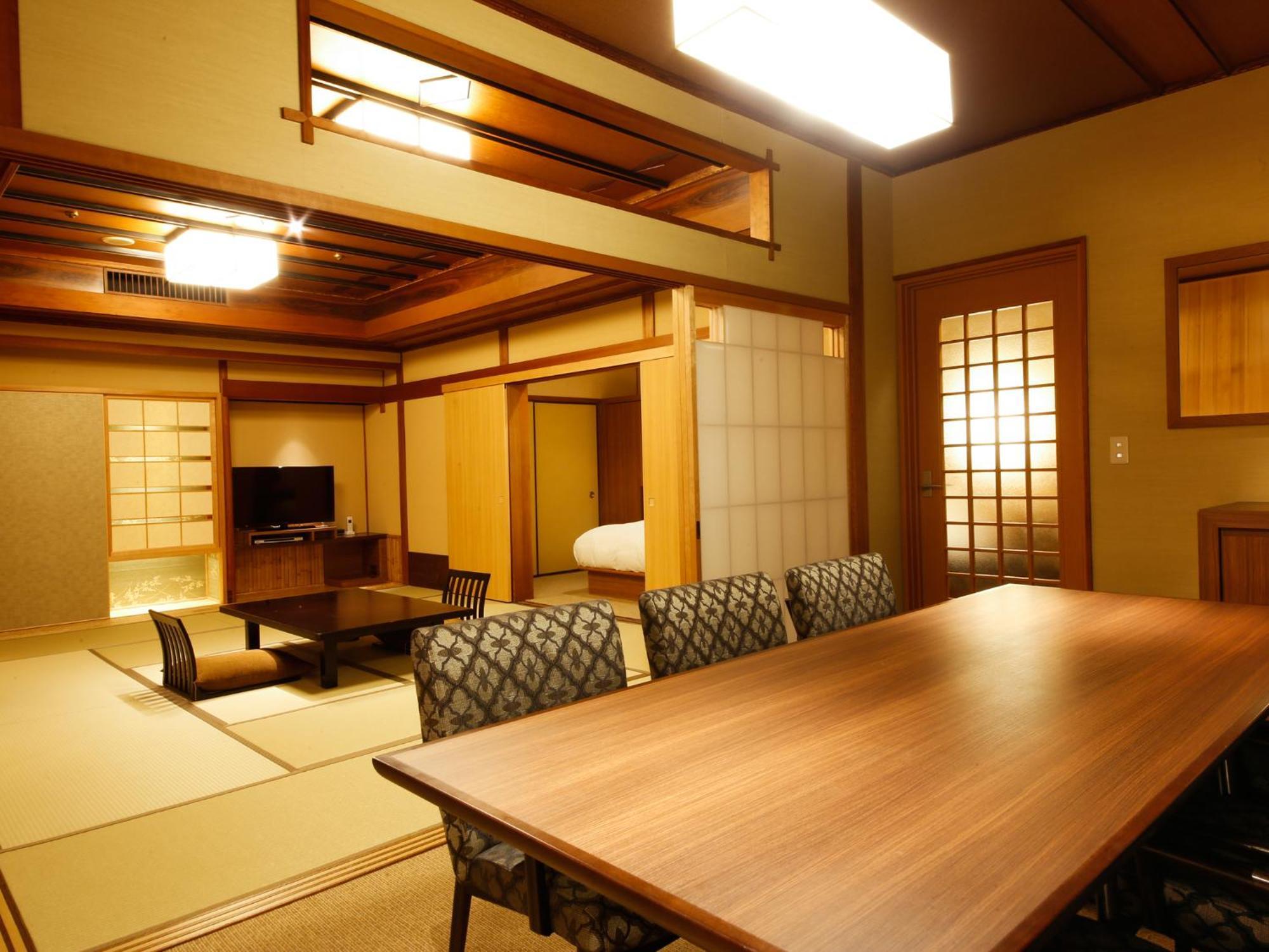 Отель Awaji Yumesenkei Sumoto Номер фото