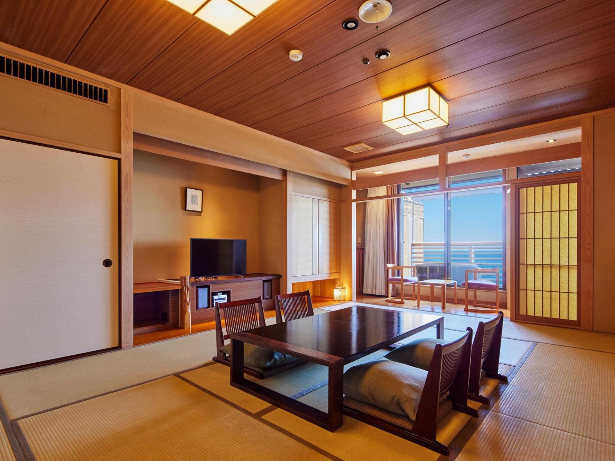 Отель Awaji Yumesenkei Sumoto Номер фото